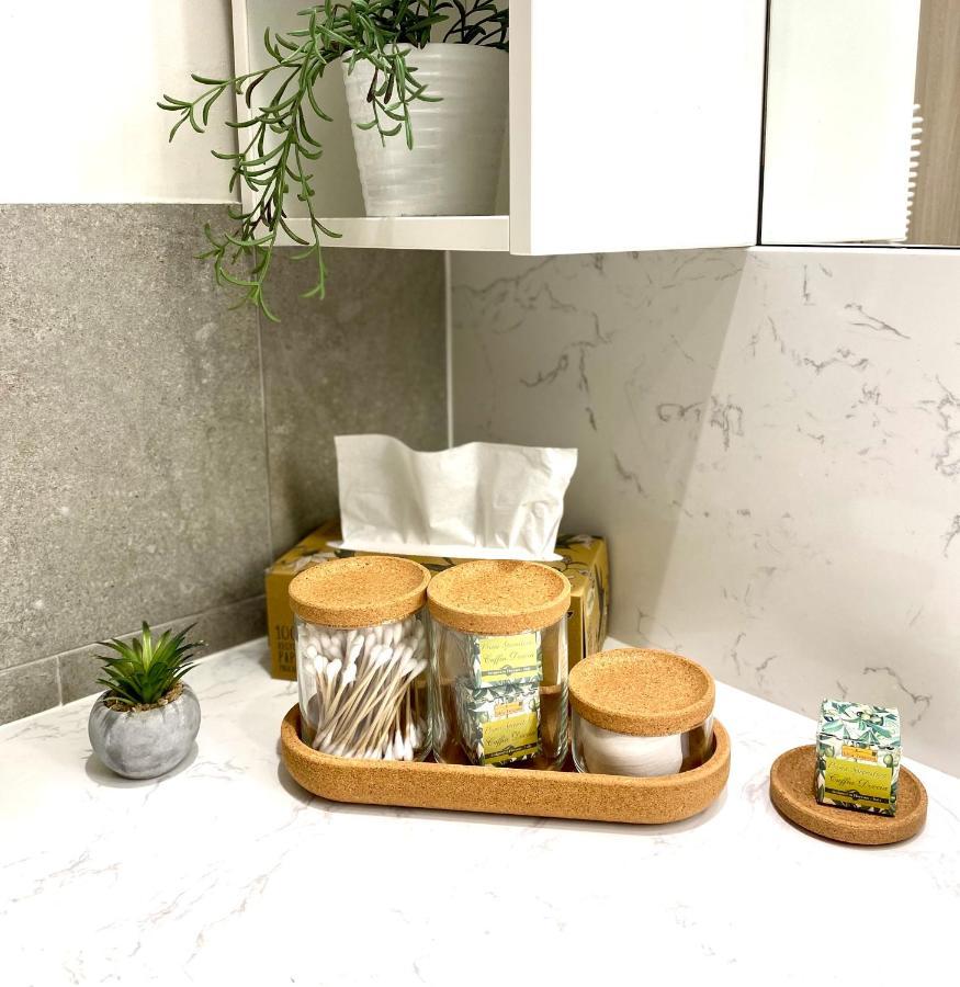 Atrium Apartman Heviz Mit Panoramaterrasse Und Tiefgarage Екстериор снимка