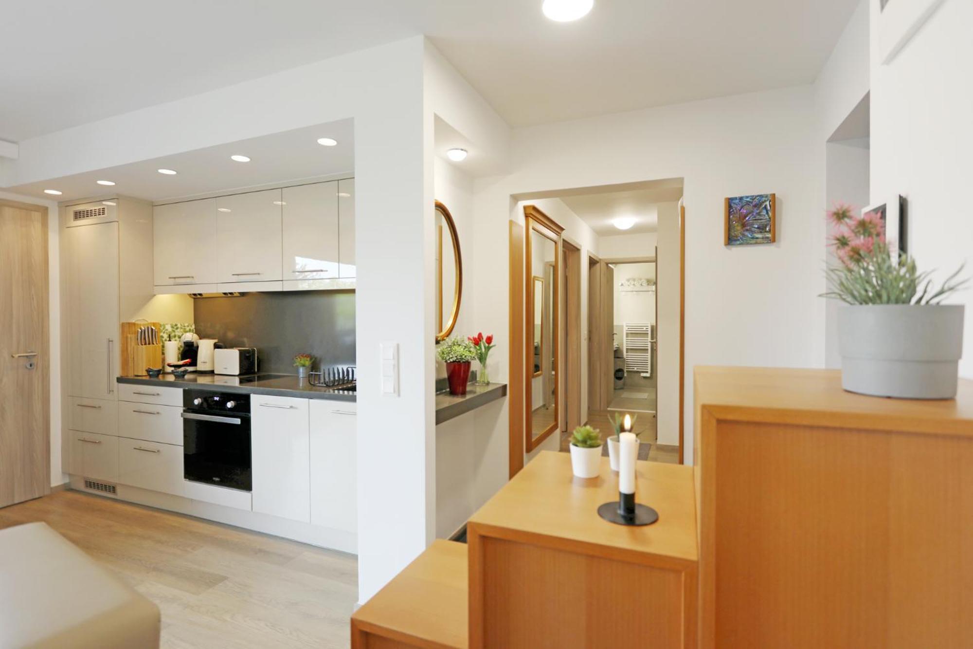 Atrium Apartman Heviz Mit Panoramaterrasse Und Tiefgarage Екстериор снимка